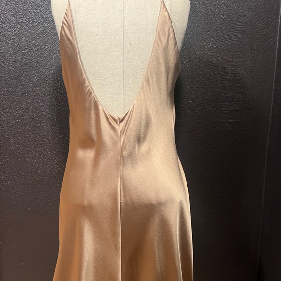 Lauren by Ralph Lauren size 10 stunning gold bias cut maxi dress. - Picture 8 of 10